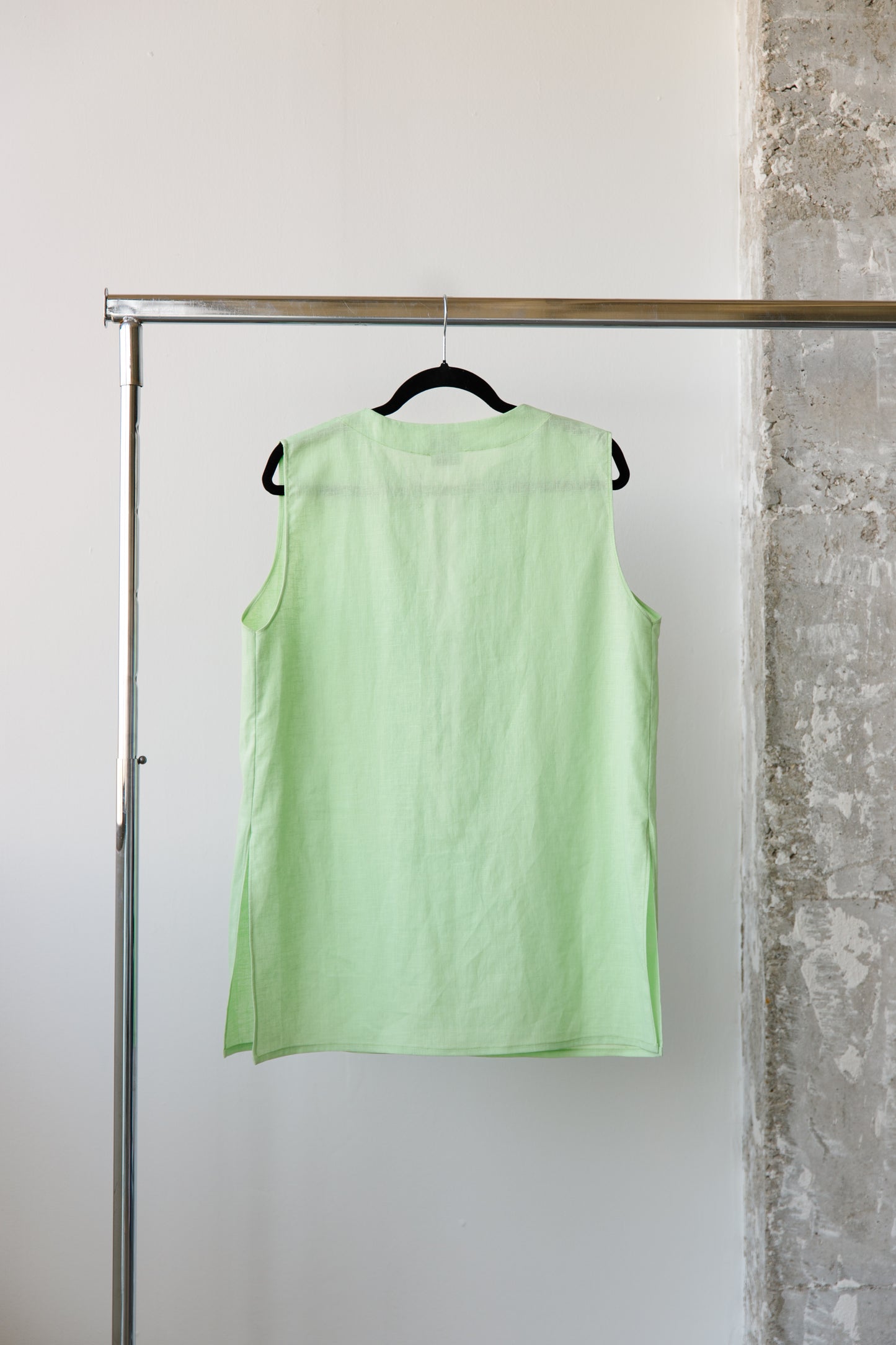 BLUSA LINO ESCOTE V