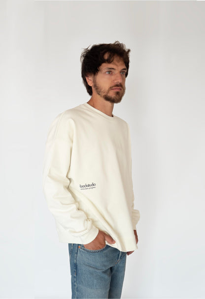 OVERSIZED CREWNECK